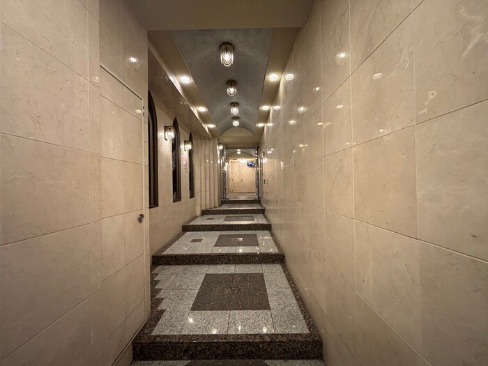 物件外観写真4　(同型モデル)