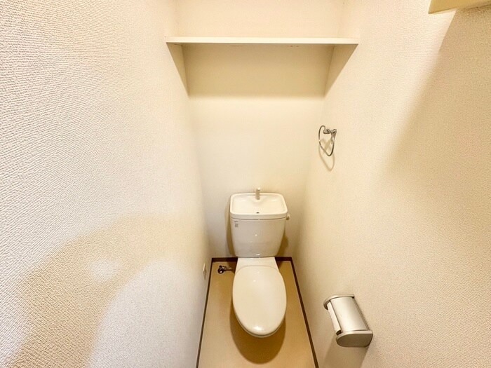 物件内観写真9　(トイレ)
