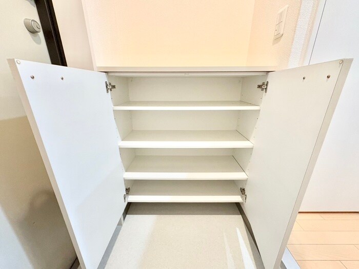物件内観写真17　(靴箱)