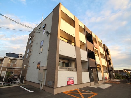 ルボアール箕面　A棟外観写真