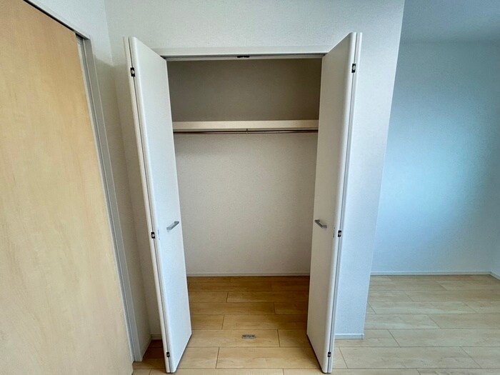 物件内観写真15　(収納)