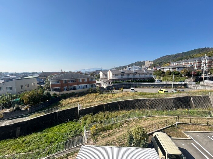 物件内観写真17　(室内からの展望)