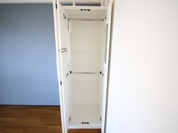 物件内観写真12　(収納)