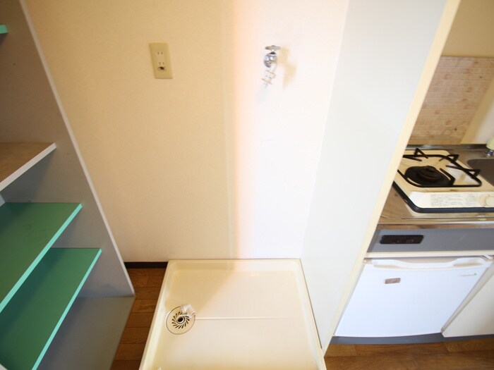 物件内観写真20　(洗濯機置場)