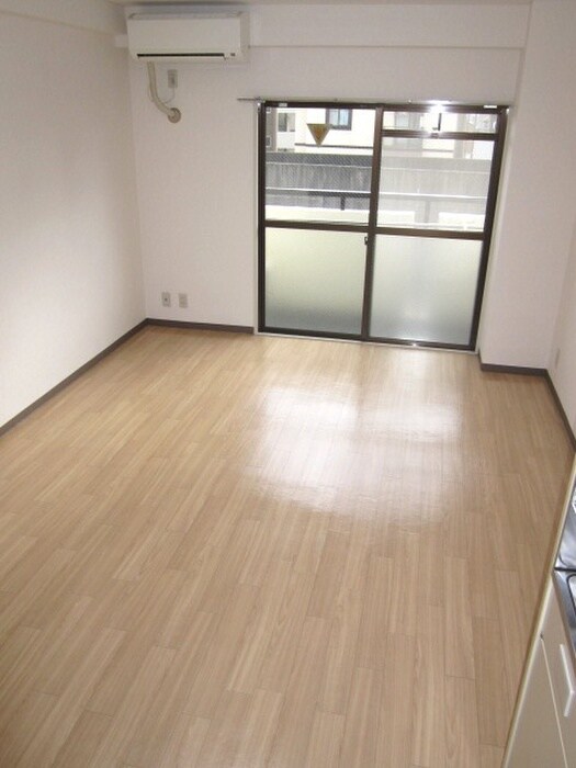 物件内観写真12　(居室)