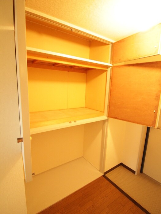 物件内観写真12　(靴箱)