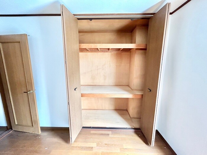 物件内観写真13　(収納)