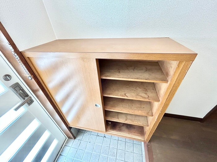 物件内観写真15　(靴箱)