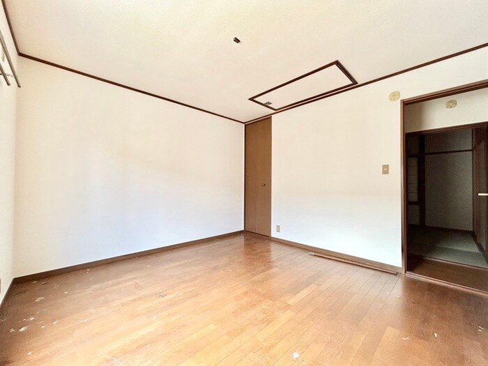 物件内観写真19　(居室)
