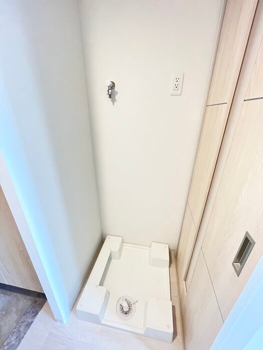 物件内観写真14　(洗濯機置場)