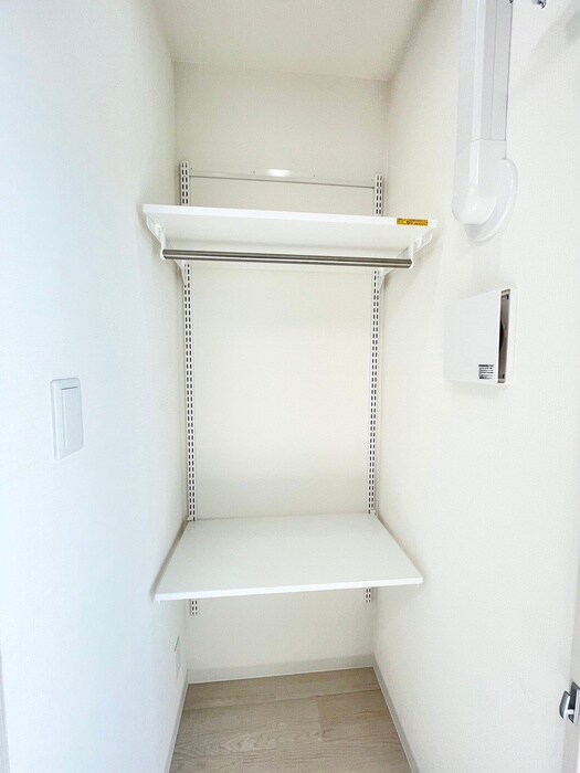 物件内観写真18　(収納)