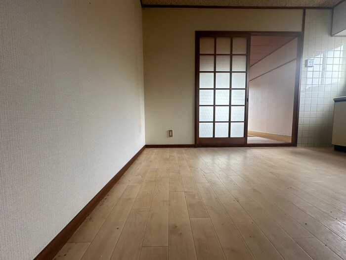 物件内観写真16　(廊下)