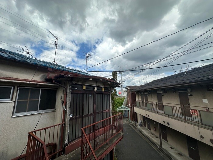 物件内観写真18　(室内からの展望)