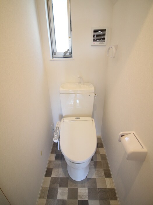 物件内観写真12　(トイレ)