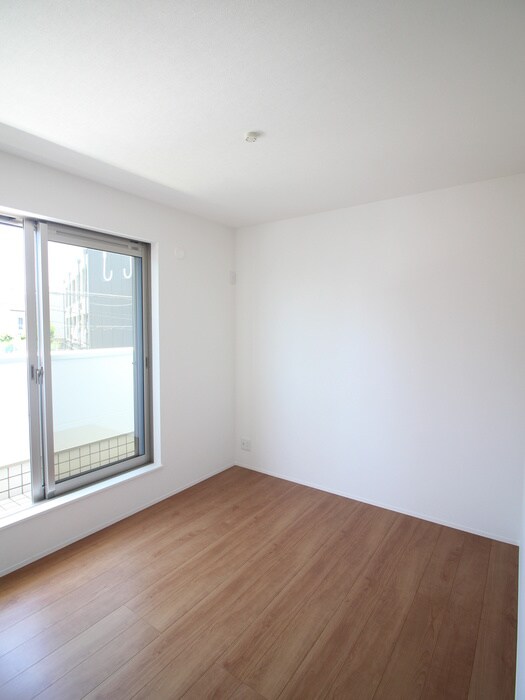 物件内観写真15　(居室)