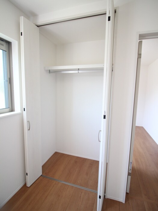 物件内観写真21　(収納)