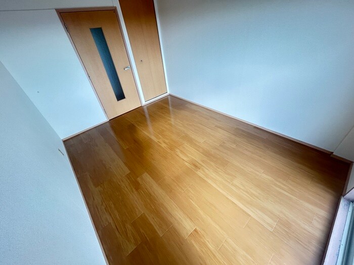 物件内観写真16　(居室)