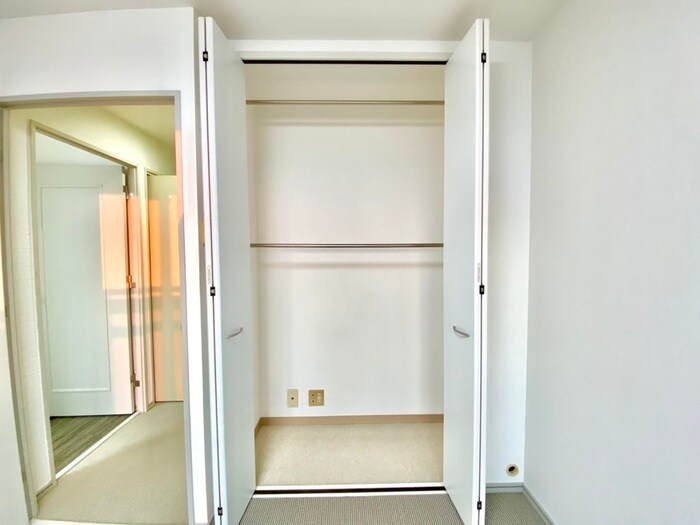物件内観写真12　(収納)