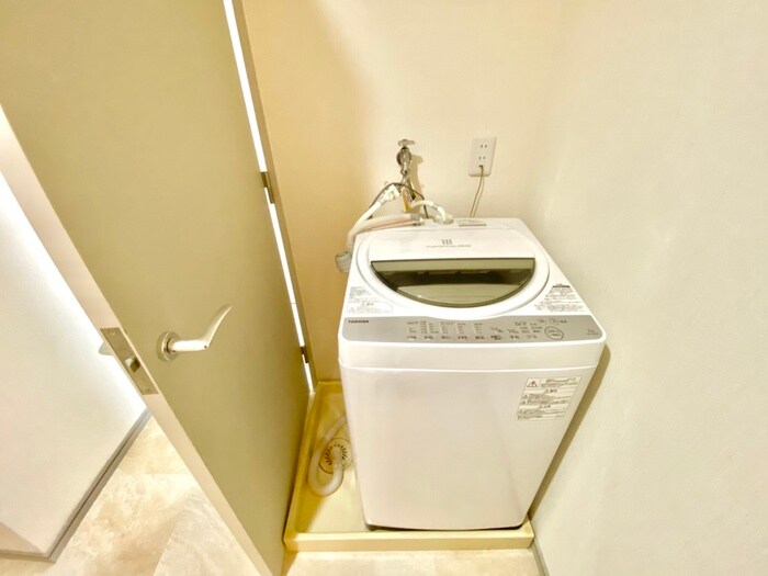 物件内観写真21　(洗濯機置場)