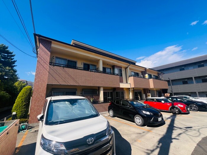 物件外観写真2　(外観写真)