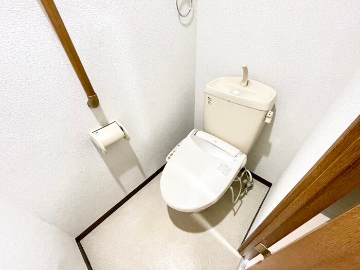 物件内観写真17　(トイレ)