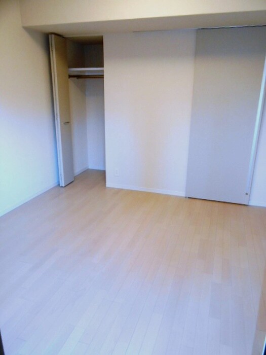 物件内観写真5　(居室)