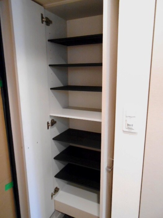 物件内観写真12　(靴箱)