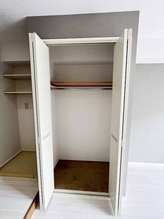 物件内観写真15　(収納)