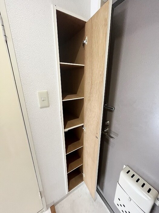 物件内観写真18　(靴箱)