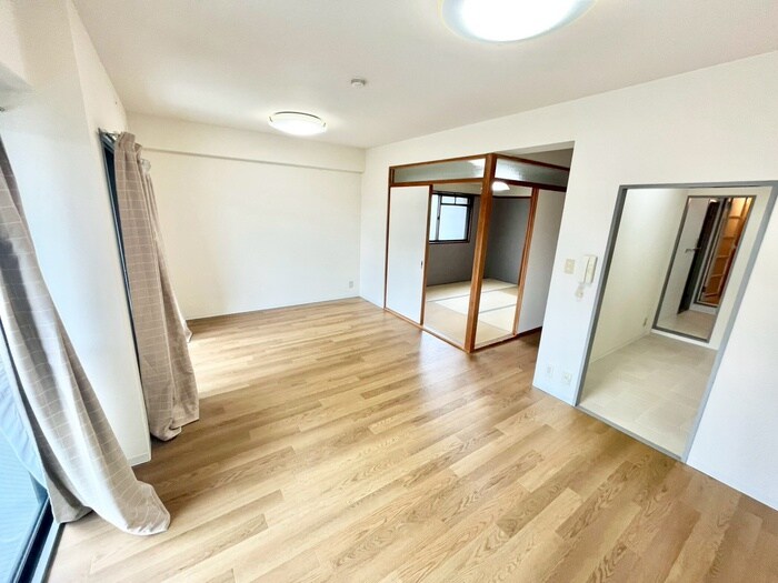 物件内観写真7　(居室)