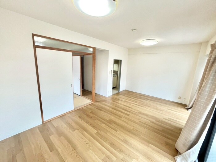 物件内観写真8　(居室)