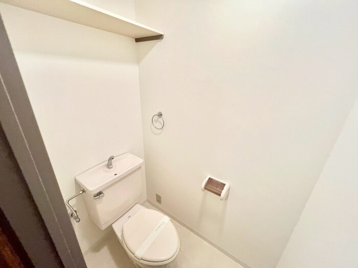 物件内観写真14　(トイレ)