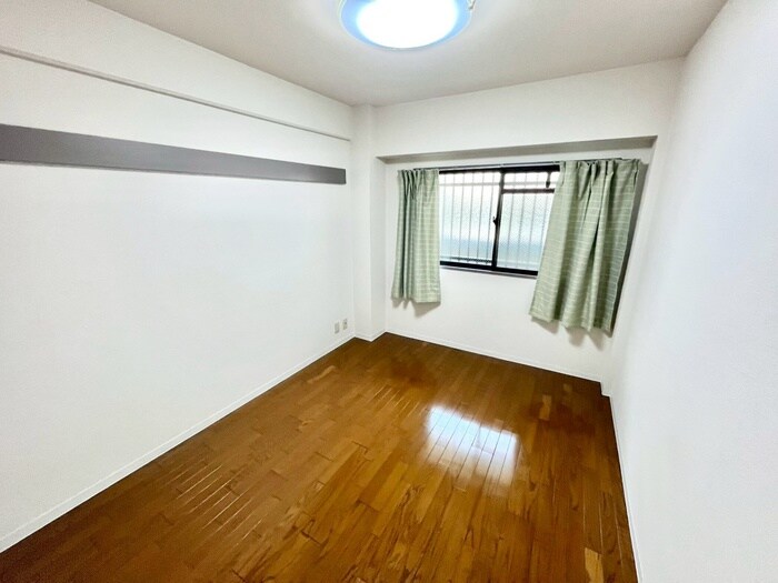 物件内観写真21　(居室)