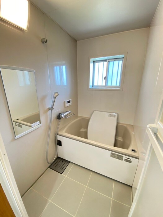 物件内観写真13　(バス／シャワールーム等)