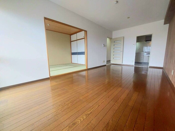 物件内観写真7　(居室)