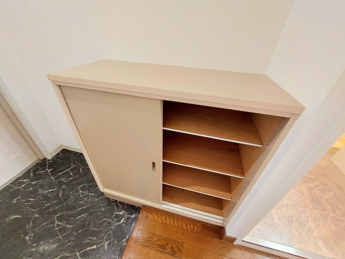 物件内観写真13　(靴箱)