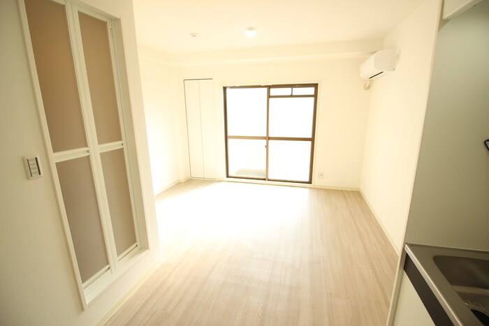 物件内観写真5　(居室)