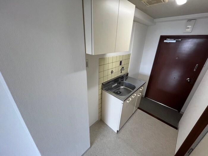 物件内観写真11　(廊下)