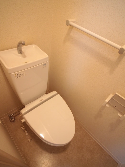 物件内観写真10　(トイレ)