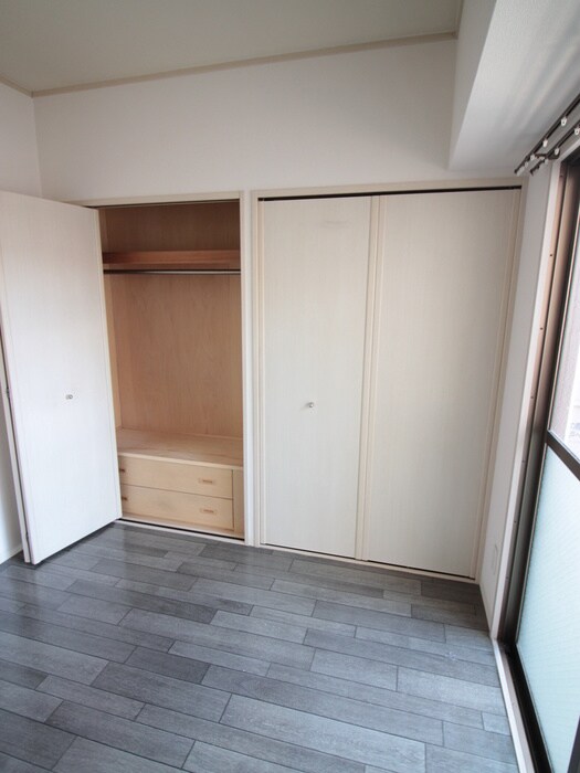 物件内観写真13　(収納)