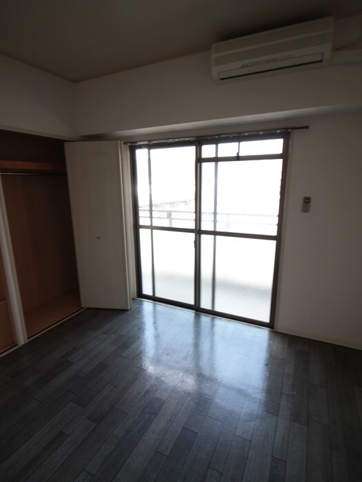 物件内観写真16　(居室)