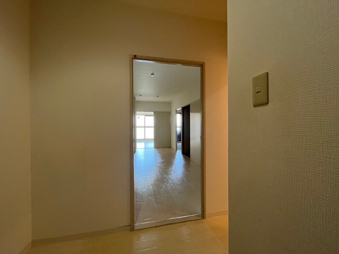 物件内観写真18　(廊下)