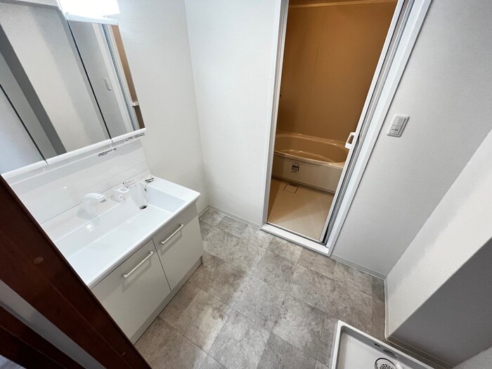 物件内観写真10　(洗面)