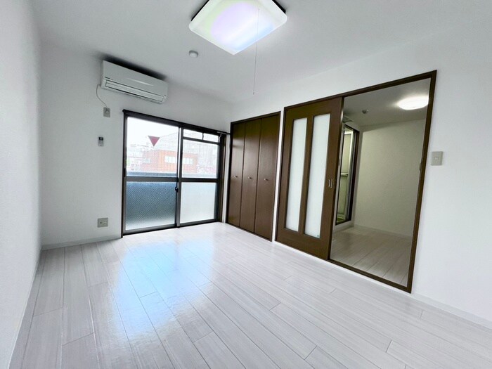 物件内観写真5　(居室)