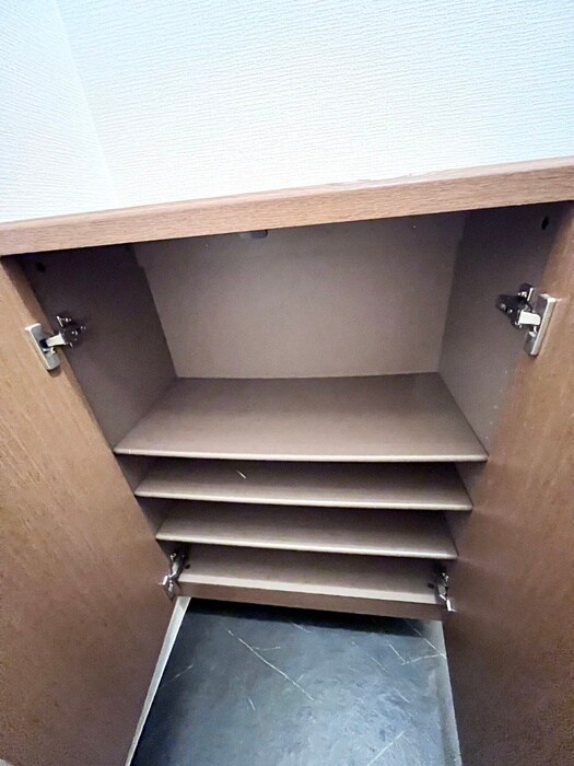 物件内観写真16　(靴箱)