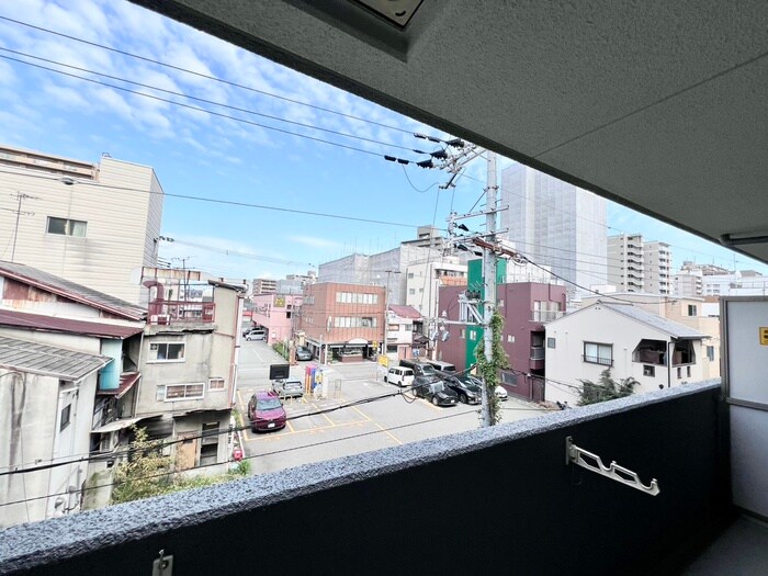 物件内観写真18　(室内からの展望)