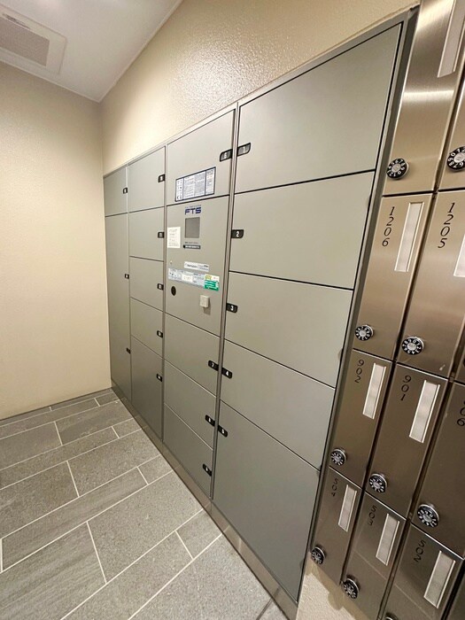 物件外観写真4　(建物設備)