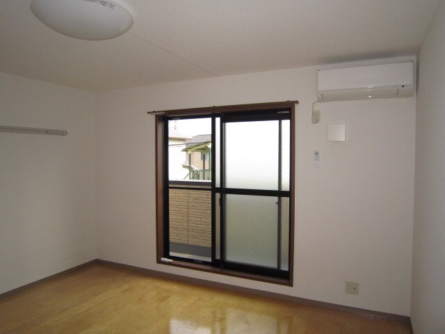 物件内観写真9　(居室)