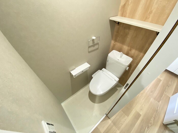 物件内観写真16　(トイレ)