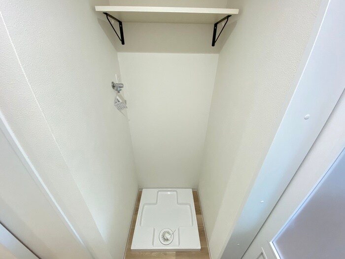 物件内観写真17　(洗濯機置場)